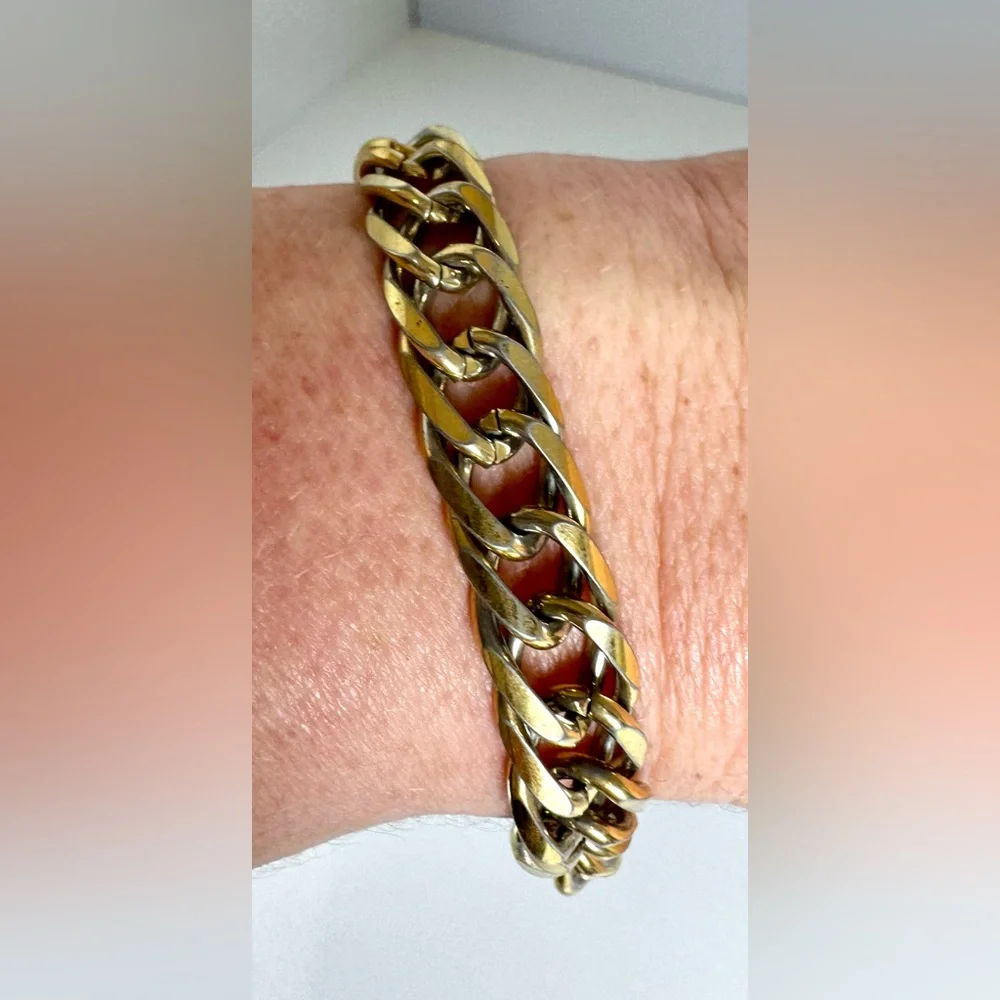 Vintage Chunky Gold-tone Curb Chain Bracelet 7.5” #1507